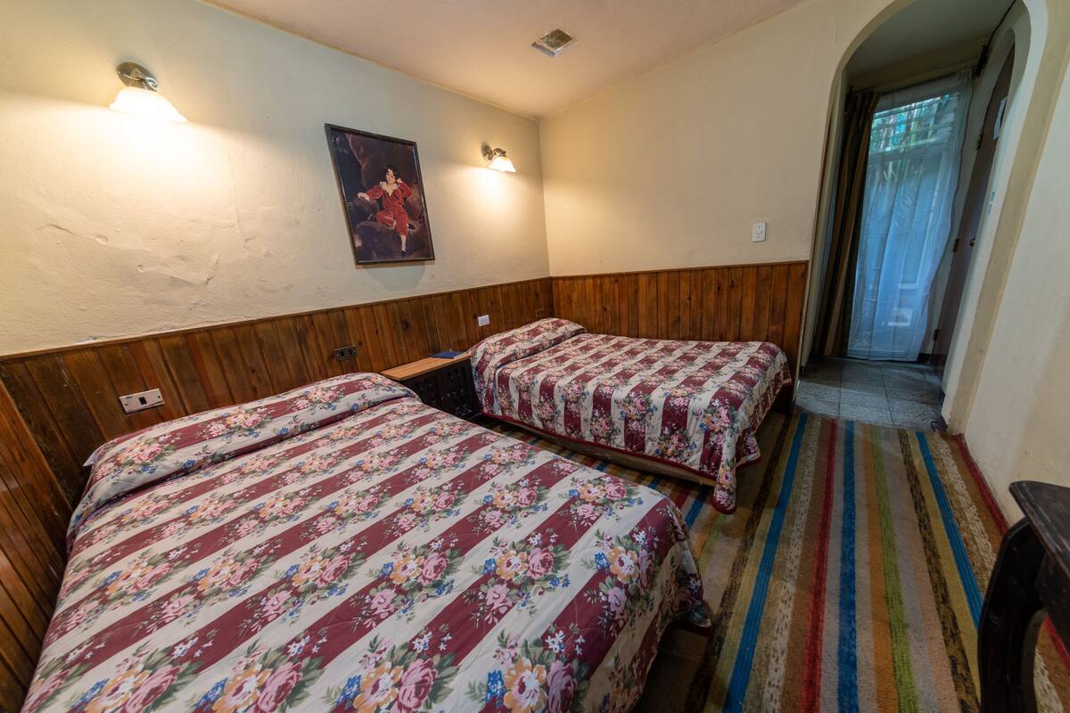 Basic Double or Twin Room, 1 Double or 2 Single Beds
