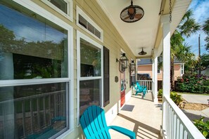 Maison, plusieurs lits (The Twine House) | Balcon