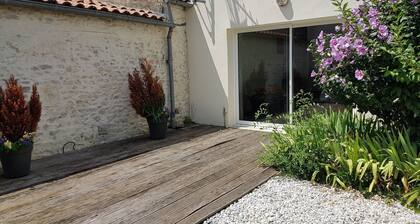 Maisonette, near Rochefort