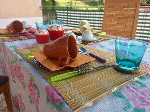 Colazione continentale inclusa, servita tutte le mattine 