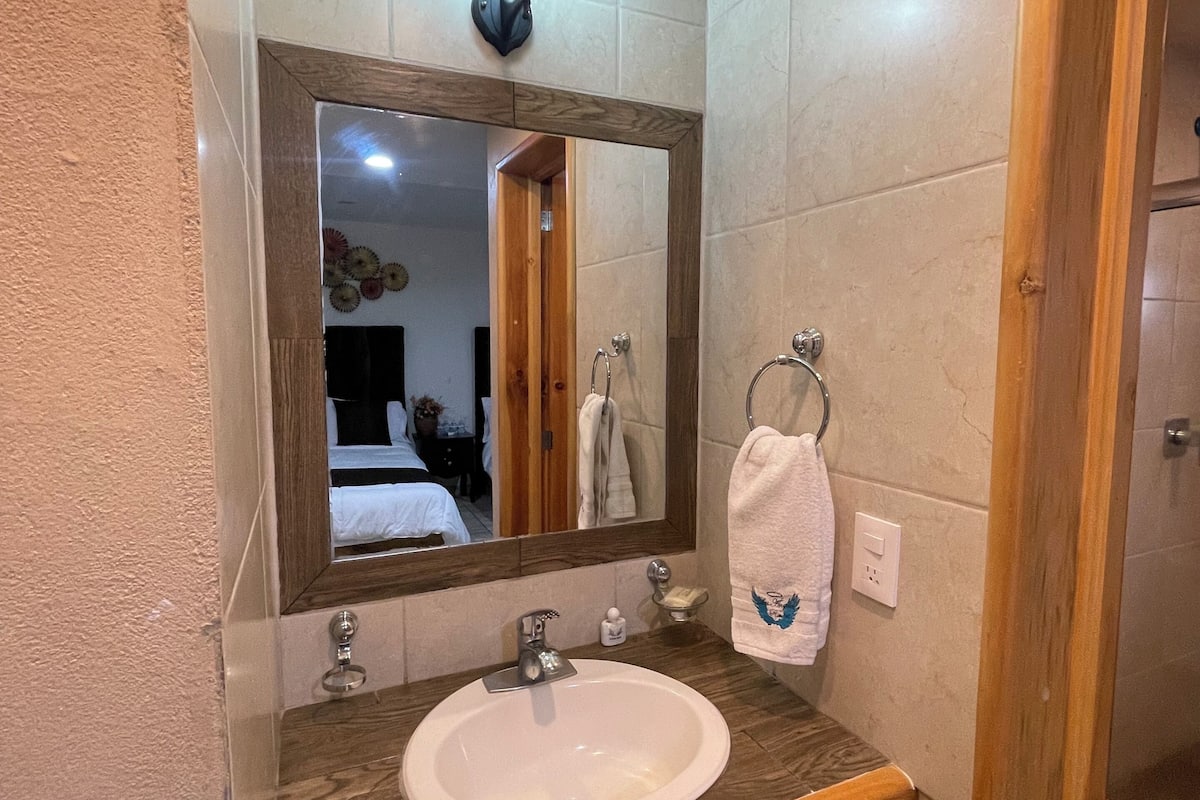 1 bedroom, bed sheets