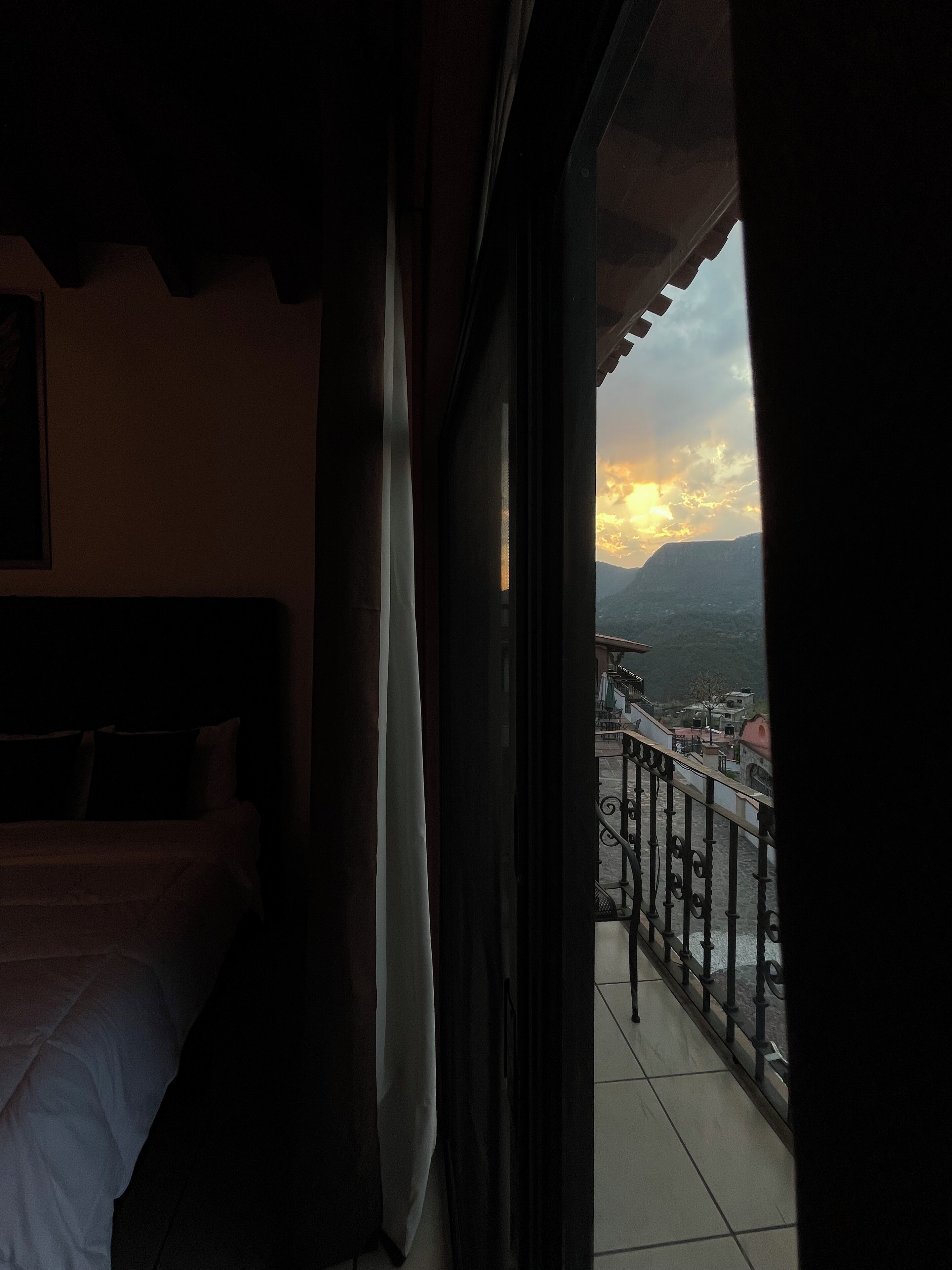 superior quadruple room with balcony and mountain view | 1 bedroom, bed sheets