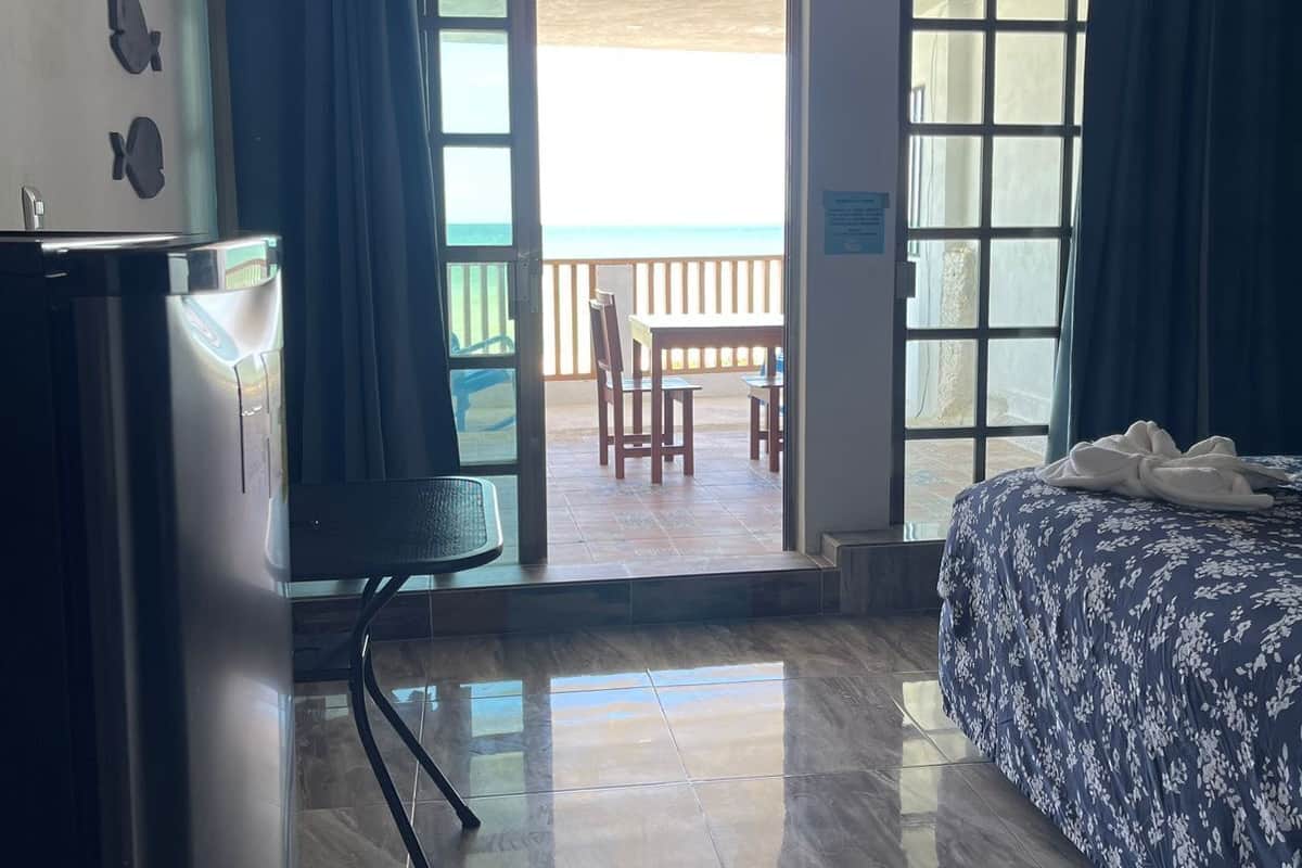Comfort Room, 1 King Bed, Sea View | Beach/ocean view