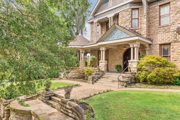 Exterior - The Mayors Mansion Inn (Chattanooga)