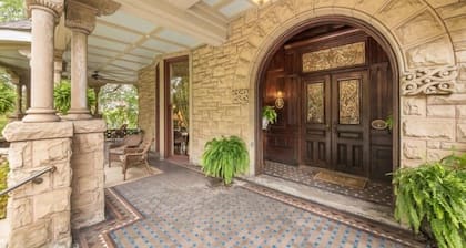 The Mayors Mansion Inn