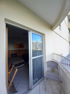 Comfort-Suite, Stadtblick | Terrasse/Patio