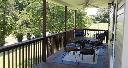 Lake Cumberland Cabin