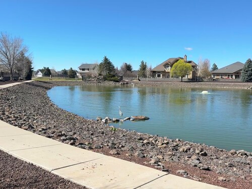 Spacious, open home with refreshing mountain air