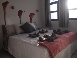 Apartment, 1 Bedroom, Balcony, Pool View | 1 bedroom, cribs/infant beds - Bungalow Playmar (San Bartolome de Tirajana)