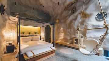Soundproofing, iron/ironing board, free WiFi, bed sheets