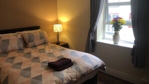 Unclassified image, 5 of 16, button - City Center Apartment (Londonderry)
