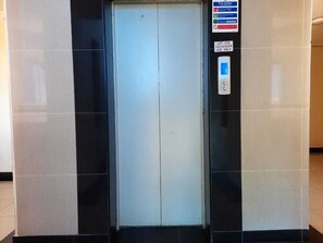Elevator