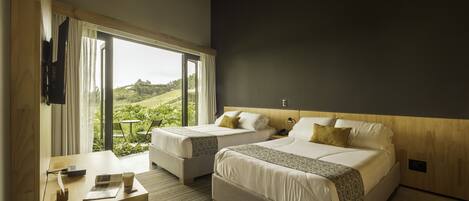 Quarto standard, vista para a montanha | Roupas de cama antialérgicas, cofres nos quartos