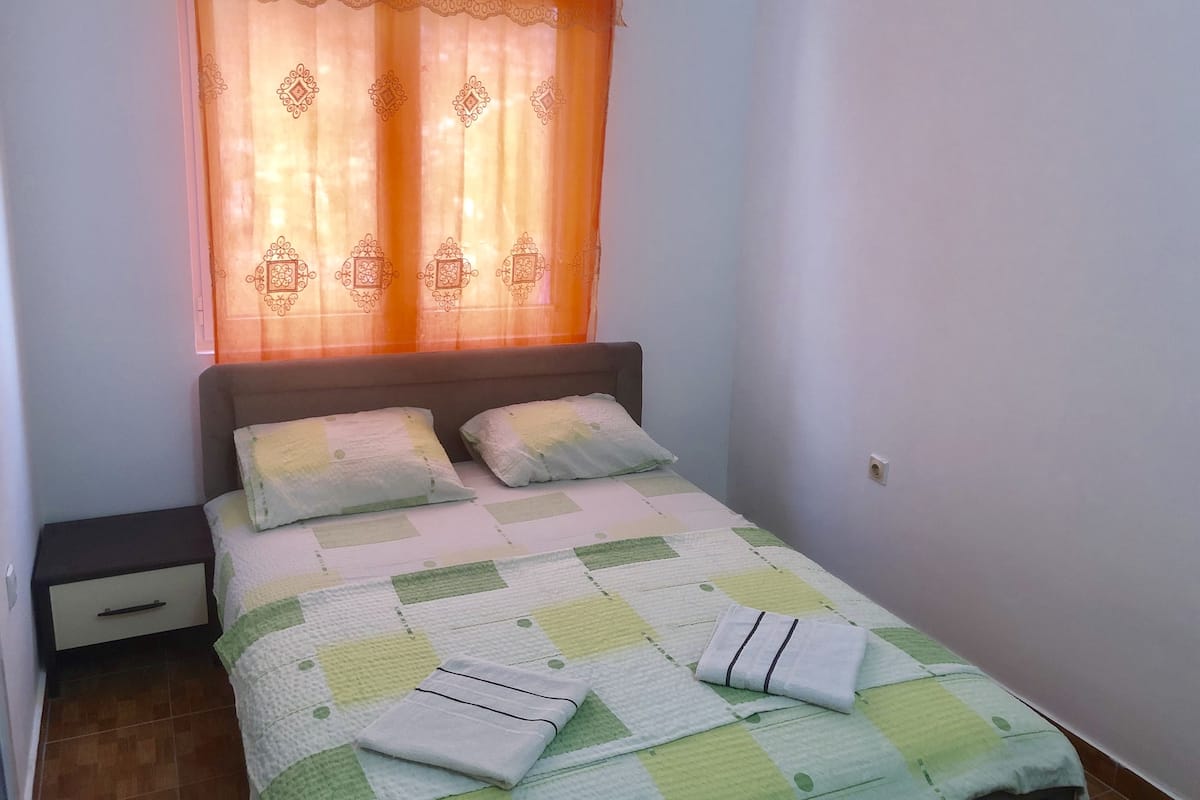 Apartemen, 2 kamar tidur (9) | Wi-Fi gratis dan seprai linen