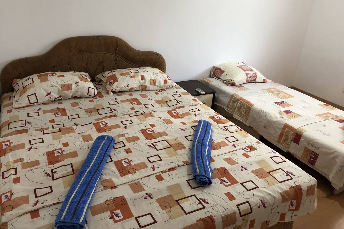 Apartemen, 2 kamar tidur (2) | Wi-Fi gratis dan seprai linen