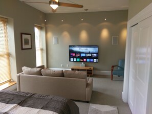 Interior - Vectormans Luxury Arcade Palace (McLean)