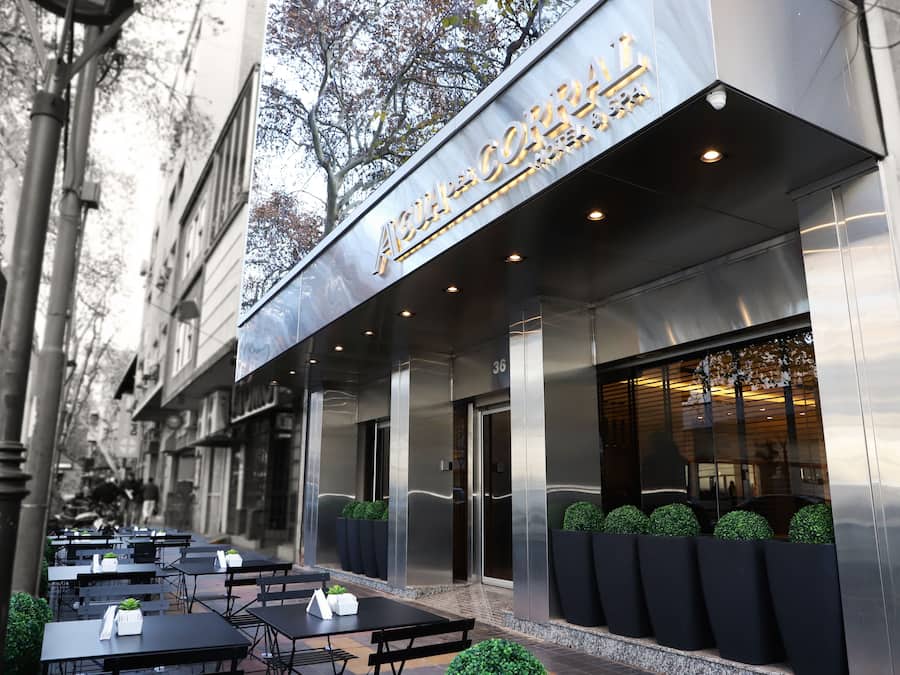 Fachada de la propiedad