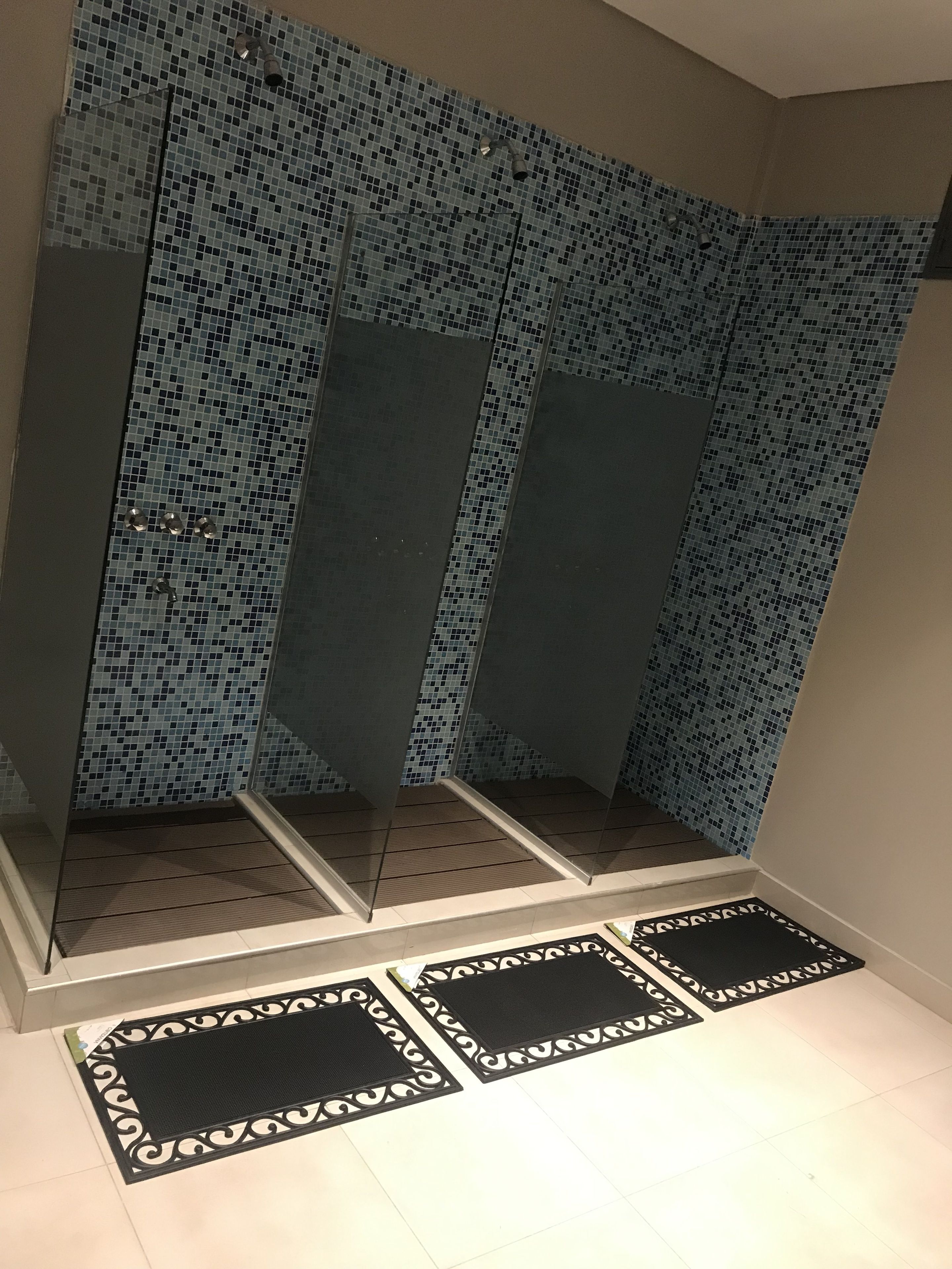 body treatments, hydrotherapy, facials, reflexology, 1 treatment room