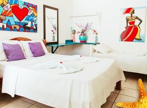 Minibar, wifi gratis y ropa de cama