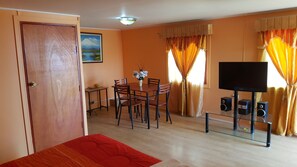 Zimmersafe, schallisolierte Zimmer, kostenloses WLAN, Bettwäsche