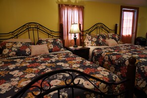 Room (Secluded Suite Getaway Closest to NYC) | 1 bedroom, free WiFi, bed sheets