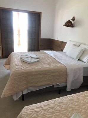 Minibar, in-room safe, blackout drapes, iron/ironing board - Hotel Porto do Eixo (Ubatuba)