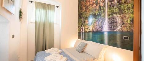 1 soverom, strykejern/-brett, wi-fi og sengetøy