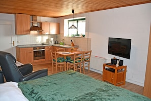 2 chambres, lit parapluie, Wi-Fi, draps fournis