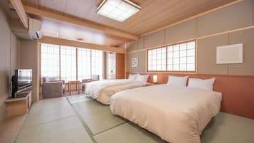 雙床房, 2 張標準雙人床, 非吸煙房, 山景 | 房內夾萬、書桌、熨斗/熨衫板