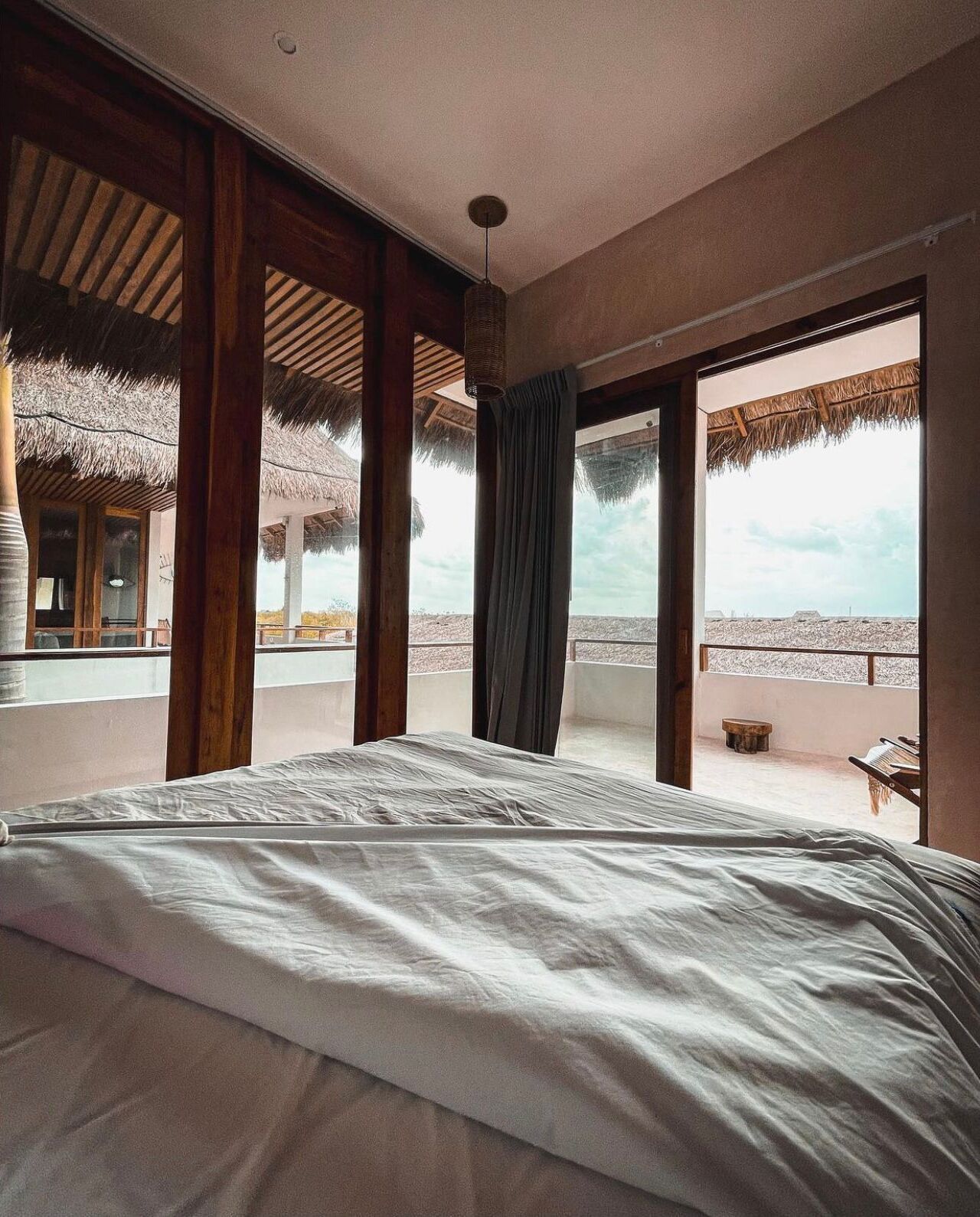 Rom – junior, hageutsikt | Utsikt fra balkong