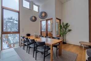 Dining room - Setna by H2 Life (Kutchan)