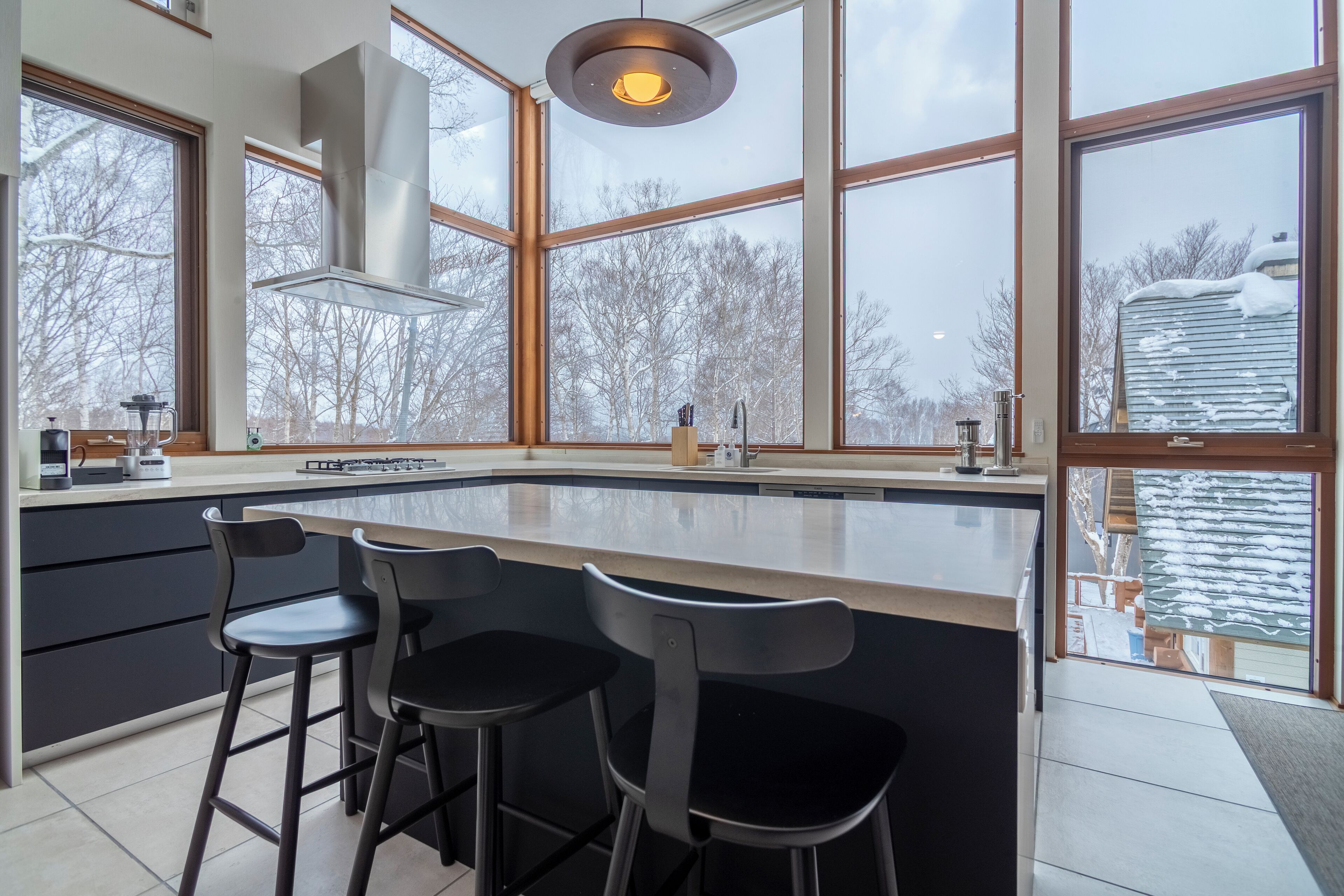 House | Private kitchen | Fridge, microwave, stovetop, coffee/tea maker