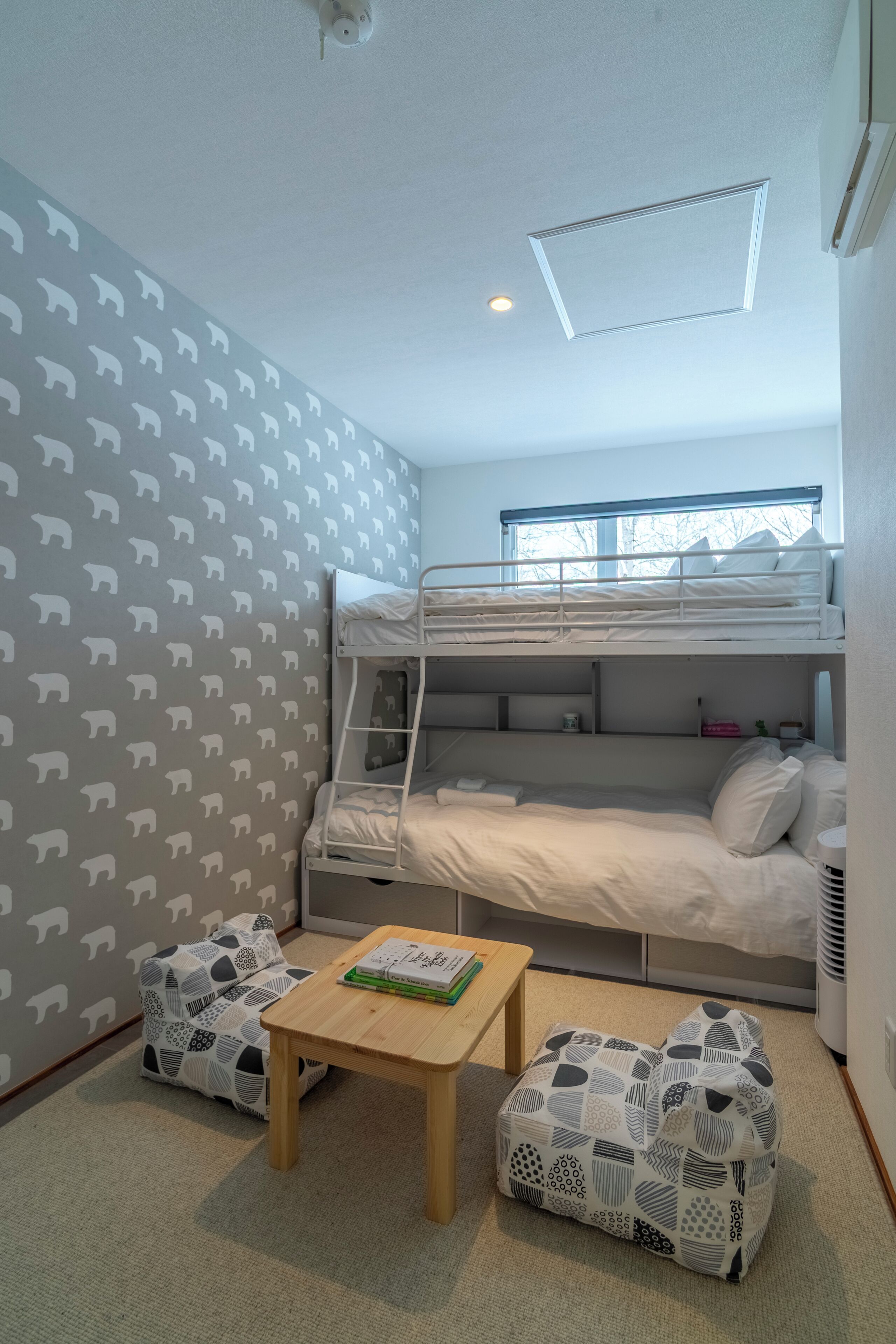 3 habitaciones y caja de seguridad en la habitación 
