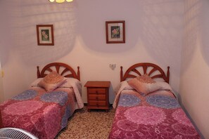 2 bedrooms, bed sheets