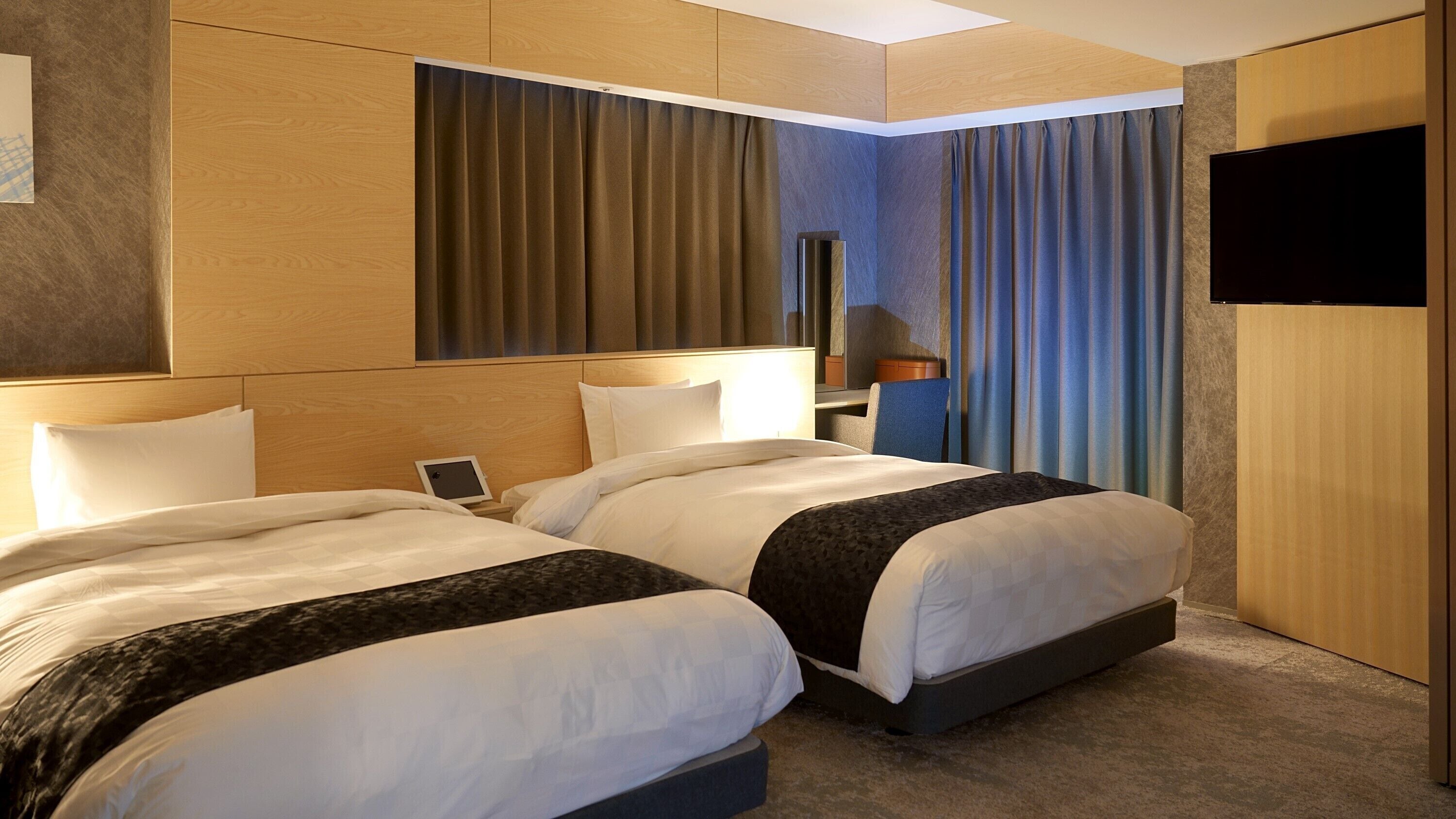 1 bedroom, in-room safe, desk, laptop workspace