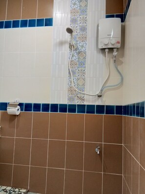 Shower, towels, soap, shampoo