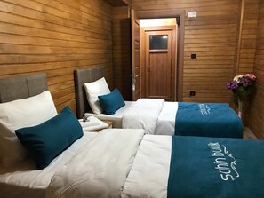 Family House, Multiple Beds, Lake View | Free WiFi