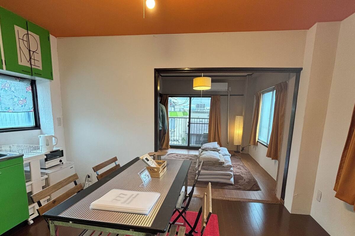 Kamar Tradisional (Japanese Futon, 402) | Area keluarga