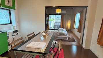 Traditionellt rum (Japanese Futon, 402) | Vardagsrum