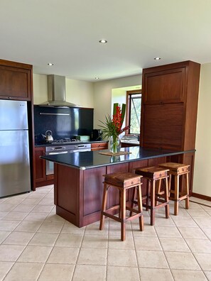 Private kitchen - Auwas Island Holiday Home (Norfolk Island)