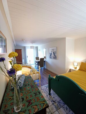 1 chambre, fer et planche à repasser, Wi-Fi gratuit, draps fournis