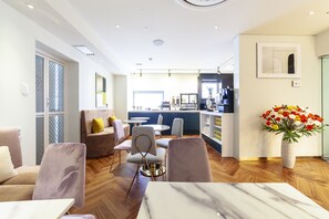 Esmorzar diari continental gratuït 