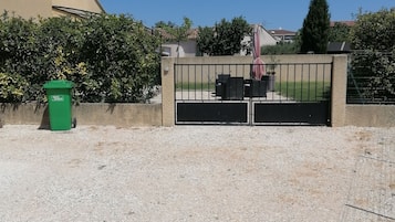 Enceinte de lâhĂ©bergement