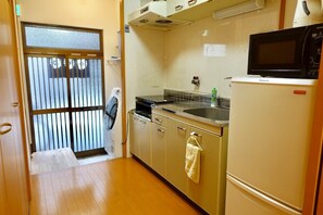 บ้านพัก (Private Vacation Home) | ครัวส่วนตัว