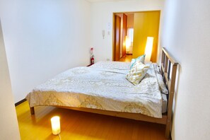Private Vacation Home | Free WiFi - Central Osaka House (Osaka)