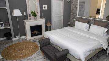 12 bedrooms, iron/ironing board, travel crib, free WiFi
