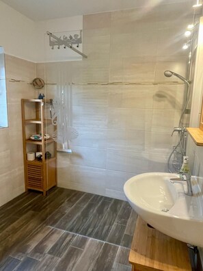 Dusche, Haartrockner