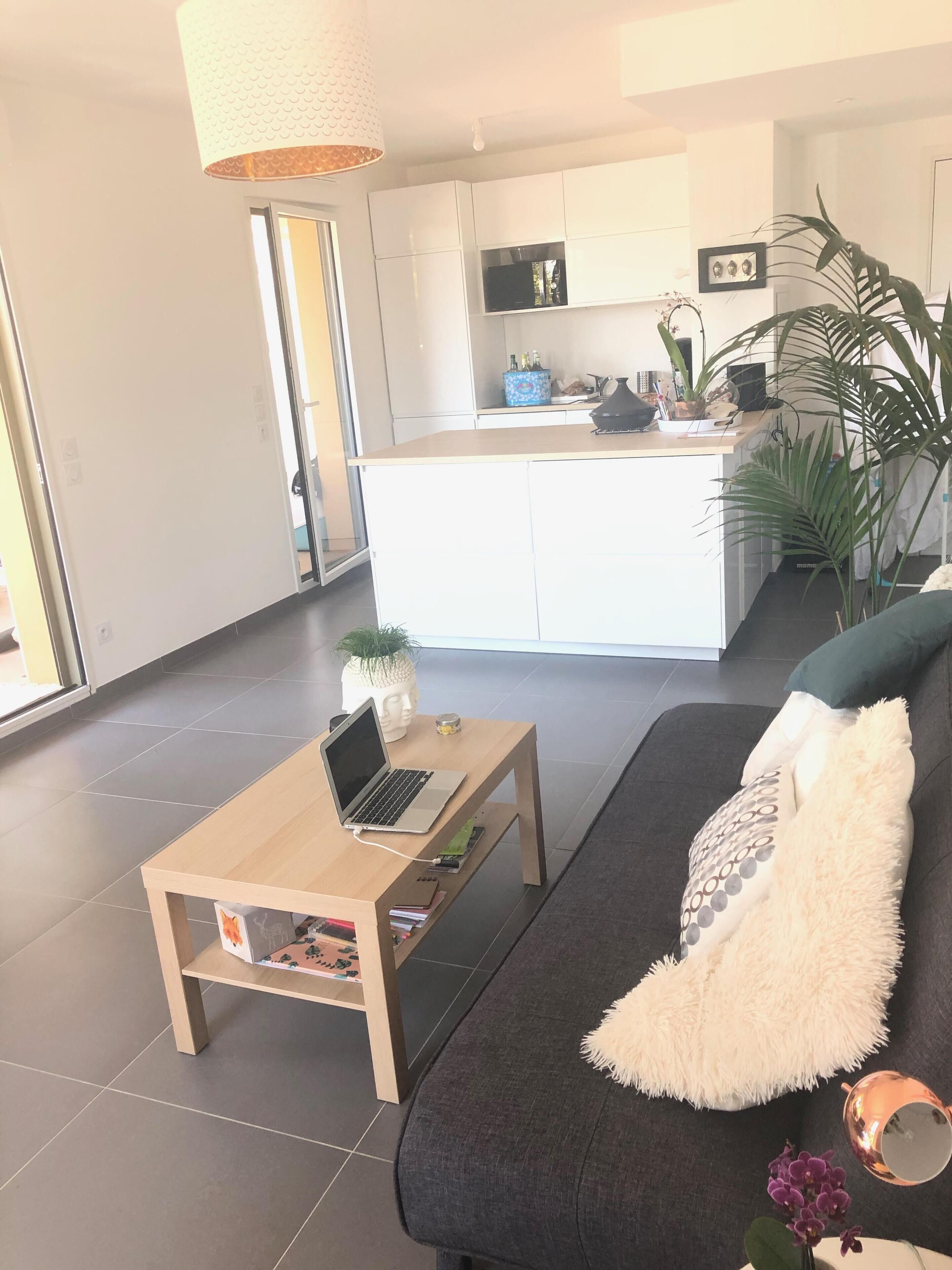 リビング エリア