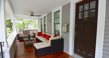 Excellent Location - a Walk to the Track or Broadway