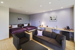 Western Style Premium Twin Room with Private Open Air Bath [Non-Smoking] - Miyajima Hanarenoyado IBUKU Bettei (Hatsukaichi)